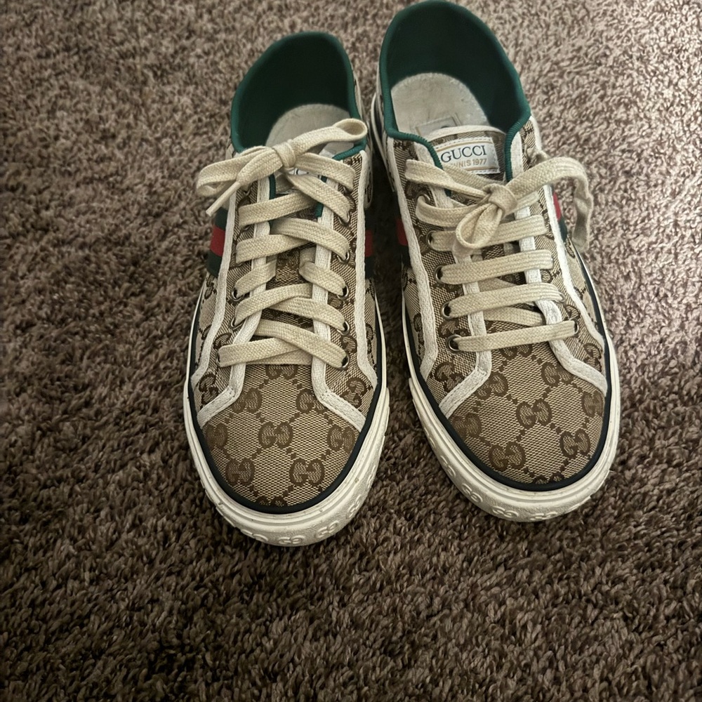 Gucci shoes women 10